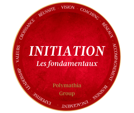 LOGO POLYMATHIA GROUP, MASTERCLASS INITIATION Logo rouge avec le texte "Initiation Les fondamentaux" au centre.