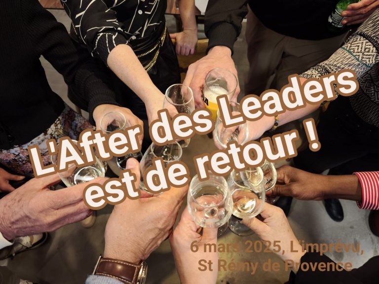 Groupe de personnes levant des verres pour un toast. Texte : "L'After des Leaders est de retour !"