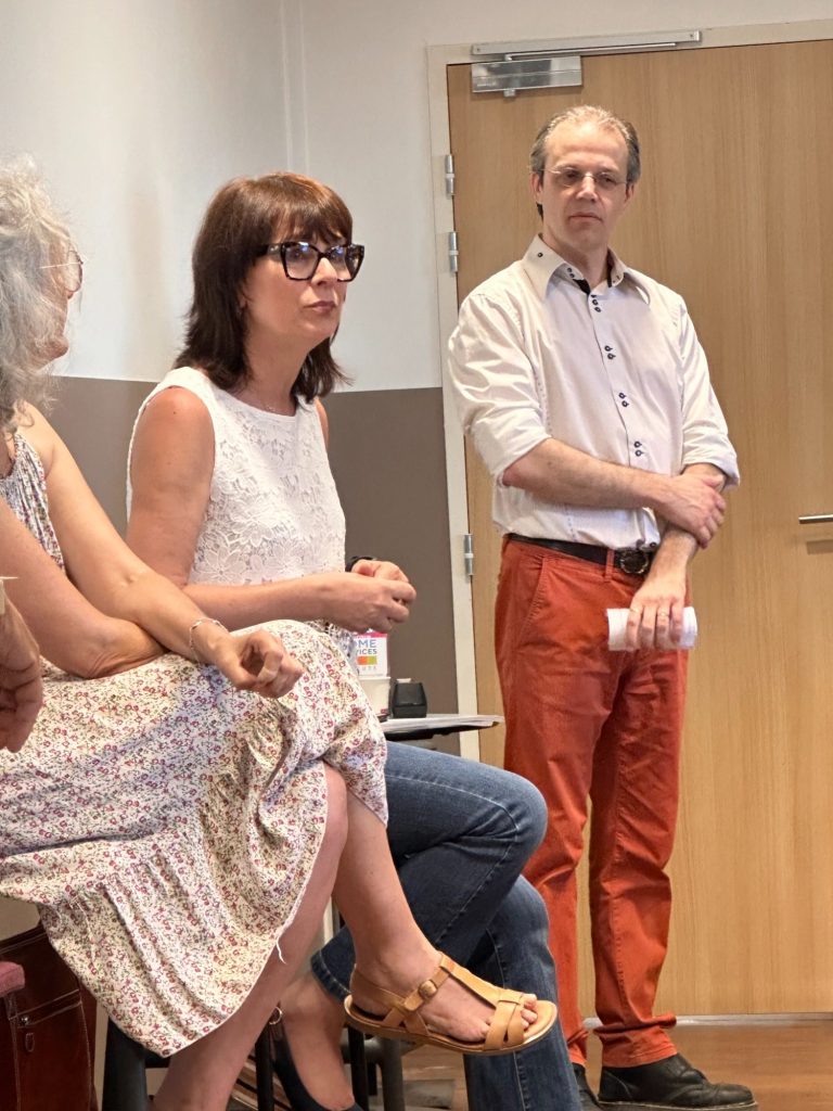 Nikolina Popovski Intervenante à France Travail avec le RILE à Carpentrais et l'ADIE Nikolina Popovski coach et mentore experte en vente. Intervenante dans les locaux de France Travail, avec la pépinèire le RILE à Carpentras