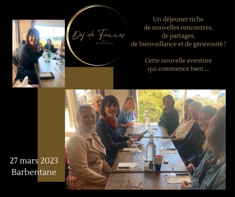 Un groupe de femmes souriantes lors d'une rencontre à Barbertrane, le 27 mars 2023.